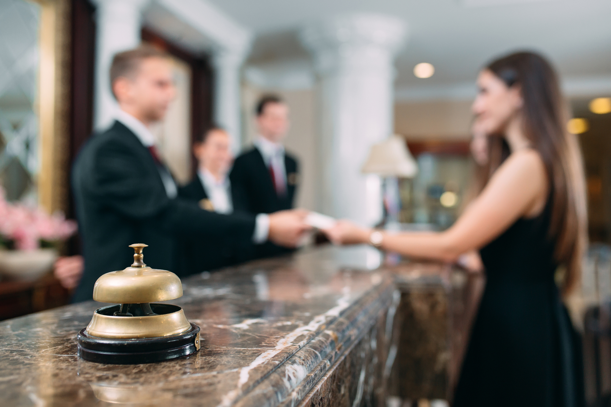 Danes je hotel BOVEC namesto gostov obiskala policija